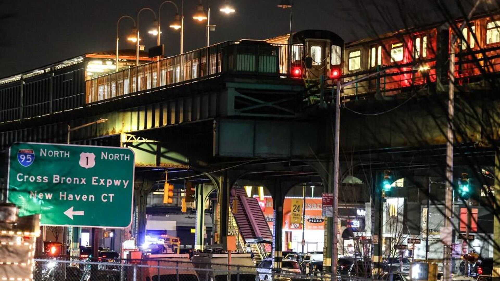 Un mexicano murió durante un tiroteo en el metro de Nueva York
