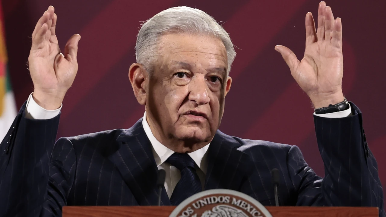 López Obrador plantea un paquete de reformas a la Constitución de México