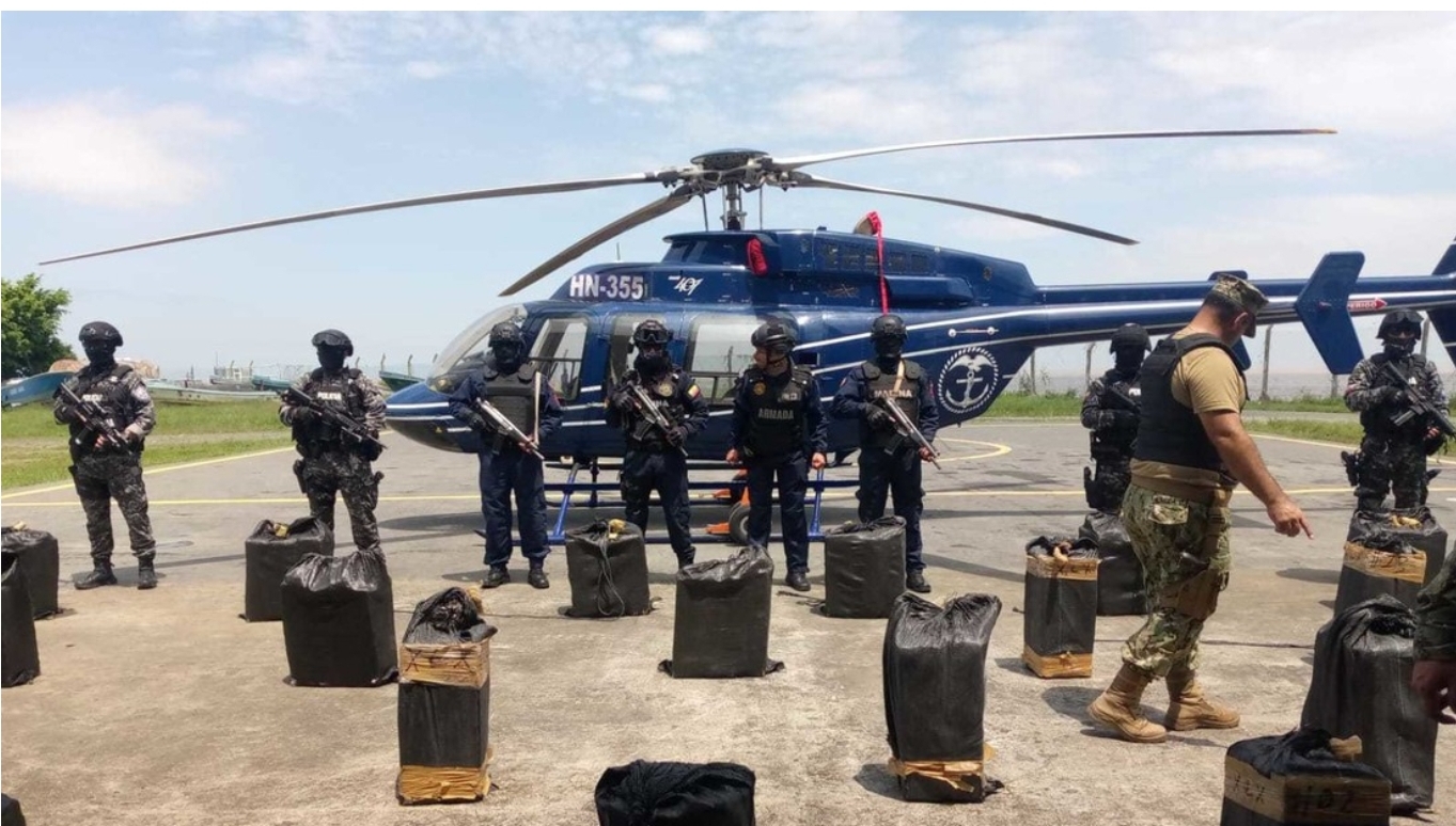 Incautan dos toneladas de droga en las costas de Ecuador