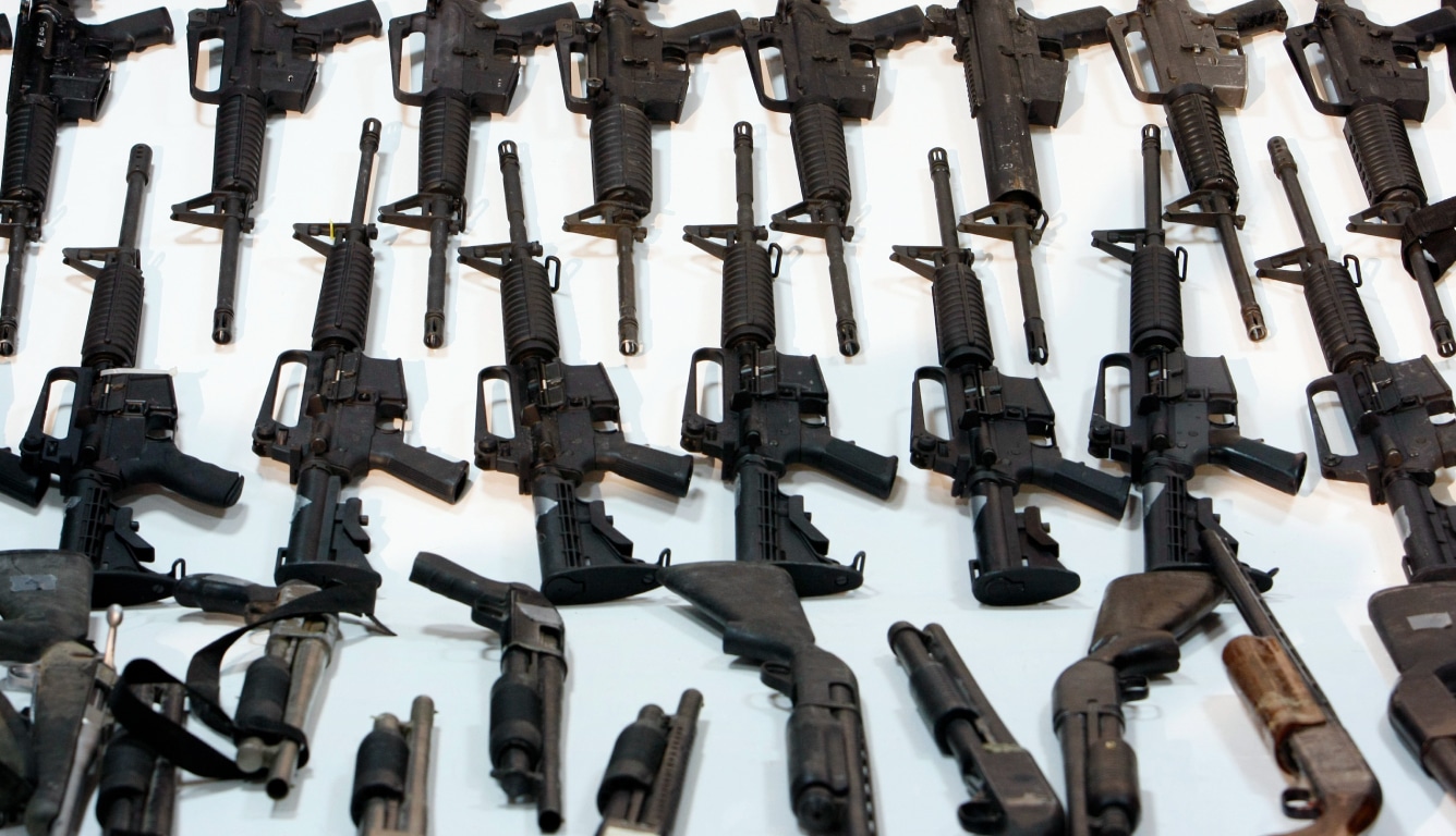 México obtiene luz verde para su demanda contra fabricantes de armas estadounidenses