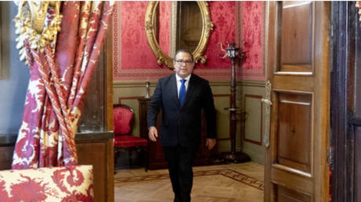 El primer ministro de Perú anuncia su dimisión tras escándalo por audio