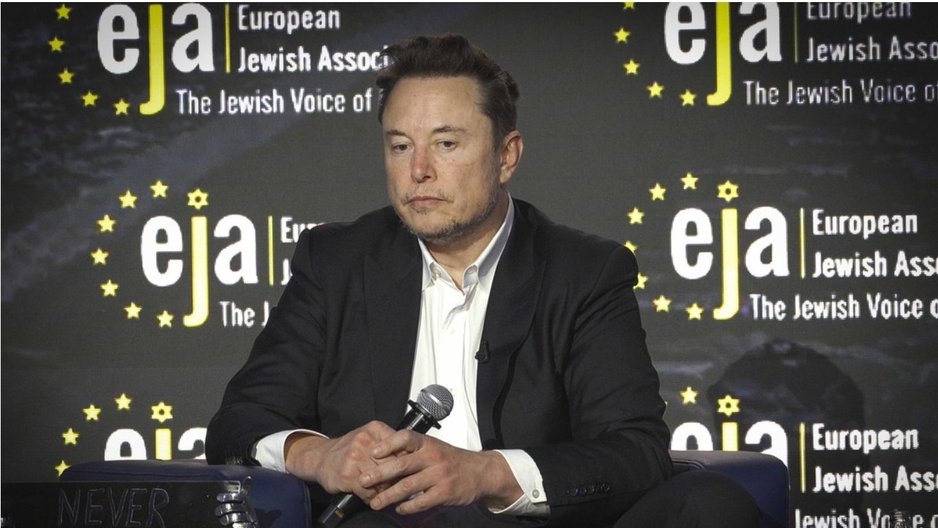 Elon Musk: Biden podría llevar a EE.UU a algo mucho peor que el 11 de septiembre