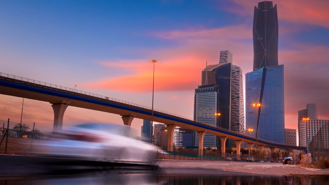 Arabia Saudita construirá un rascacielos de 2 kilómetros de altura