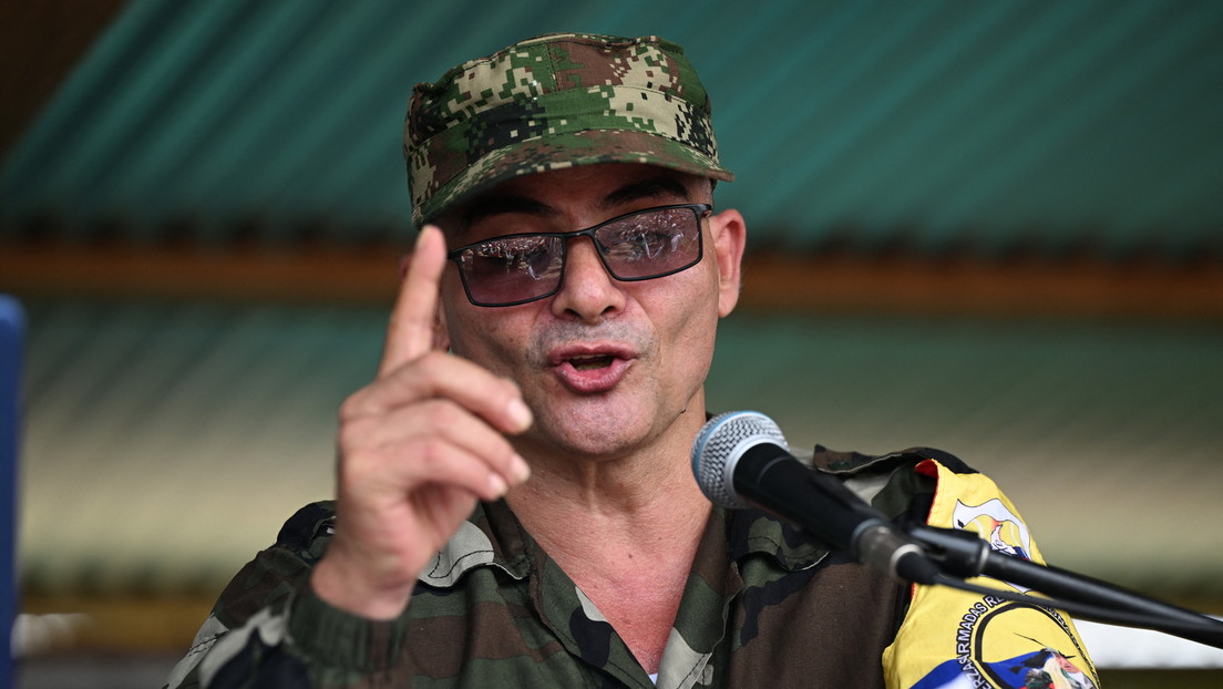La reaparición de ‘Iván Mordisco’ pone sobre la mesa otro cese al fuego en Colombia