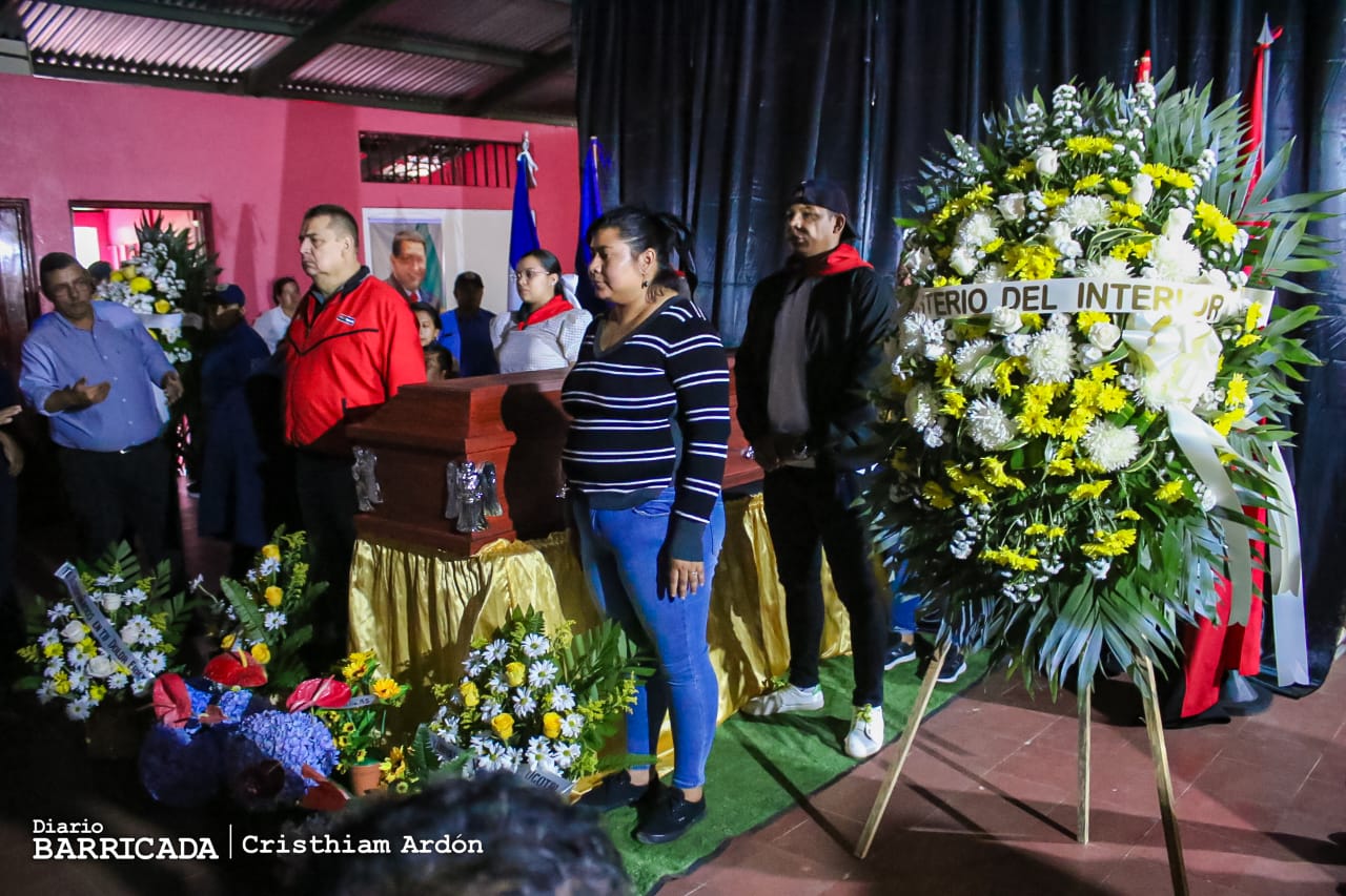 Rinden homenaje al héroe Carmelo Josué Amaya Jarquín, ejemplo y valentía en las misiones voluntarias