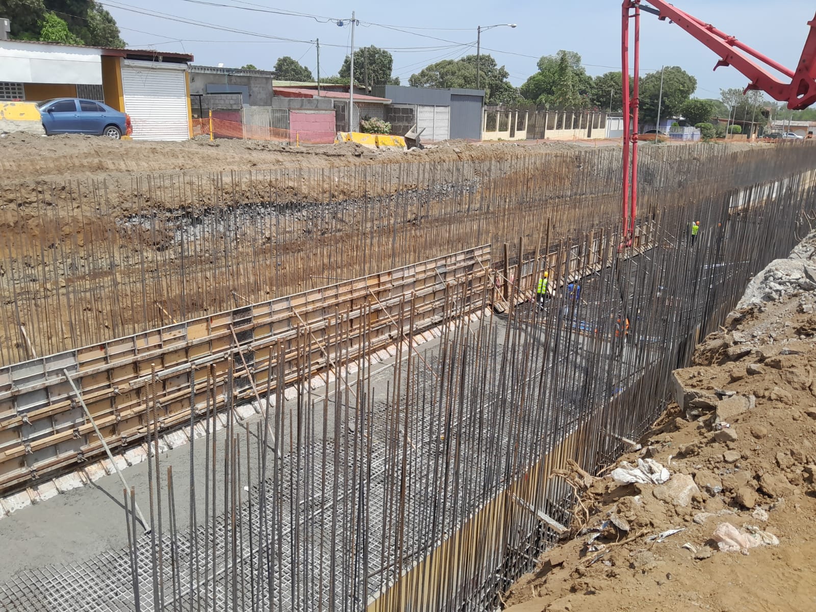 Avanza ampliación del cauce oriental ubicado en el tramo 4 de la Pista Juan Pablo II