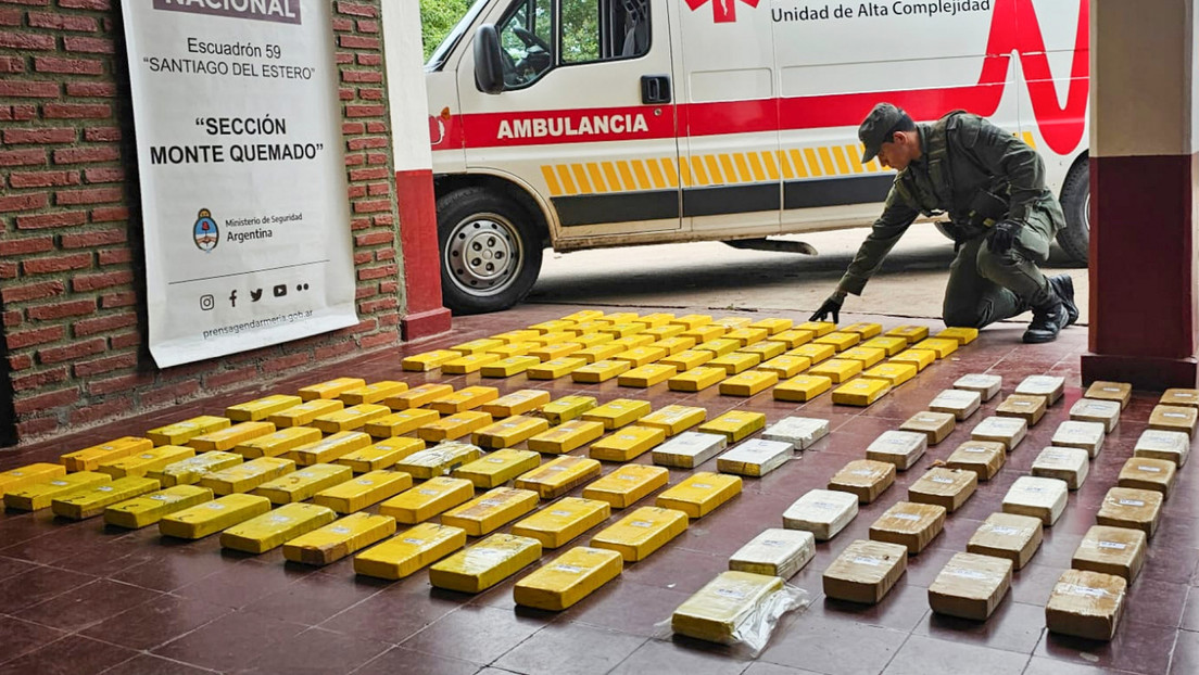 Hallan 134 kilos de cocaína en una ambulancia falsa en Argentina