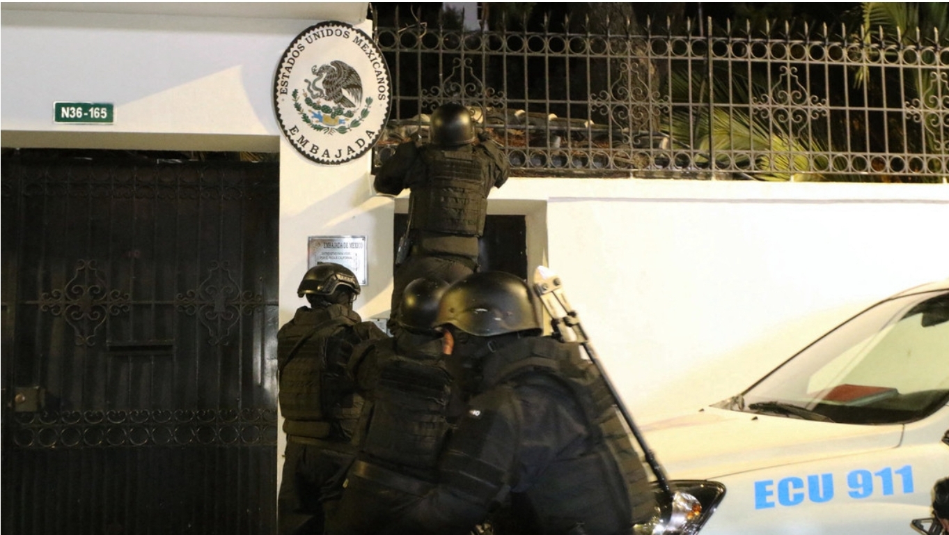 El mundo reacciona al asalto policial a la Embajada de México en Ecuador