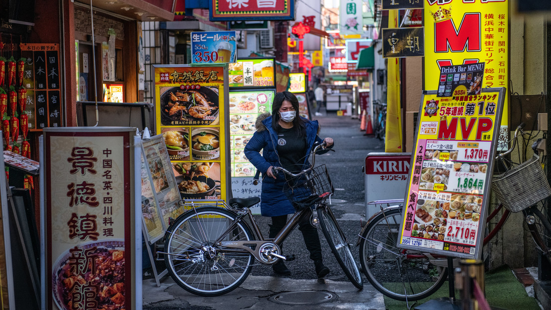 Japón promulga una ley para combatir la soledad y el aislamiento
