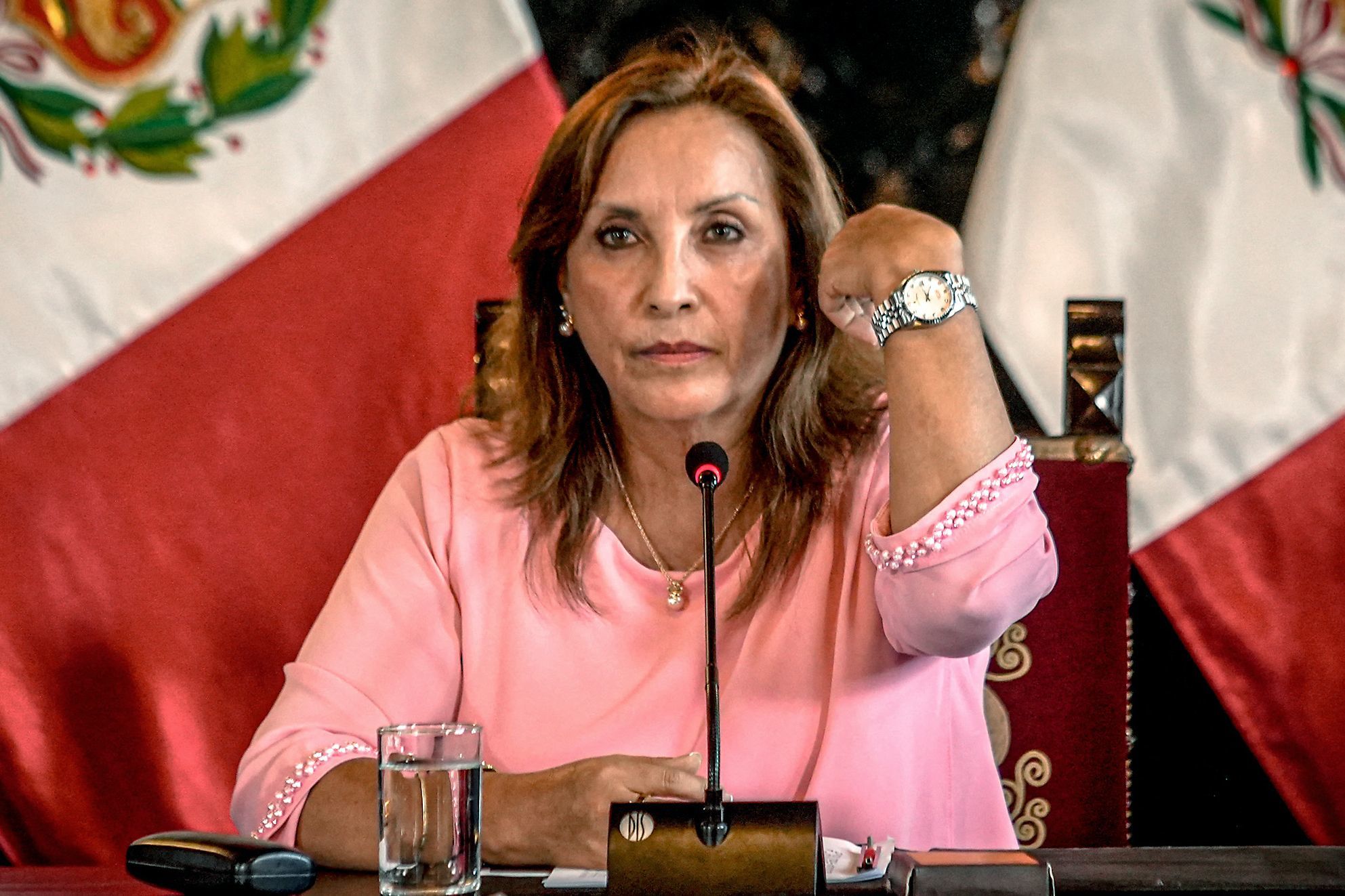 Perú analizará el 2 de mayo si confisca los Rolex de Boluarte