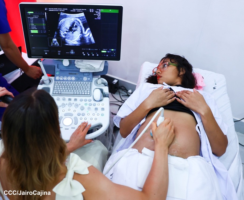 Médicos de Nicaragua se capacitan en ecocardiografía para disminuir la muerte materna