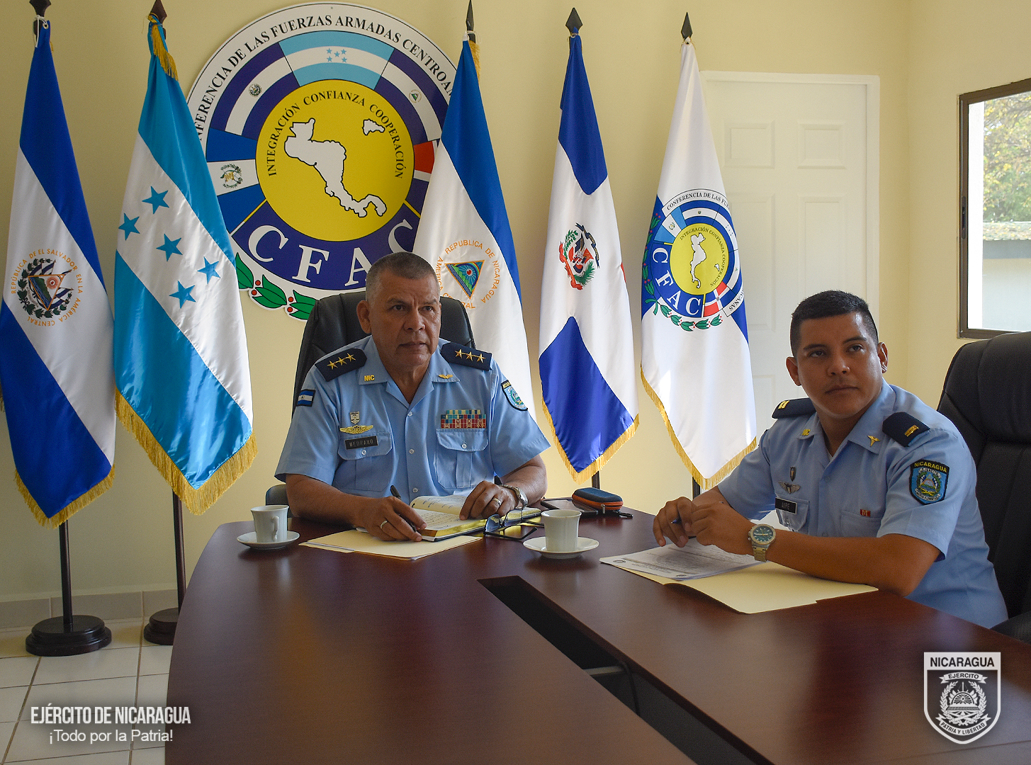 Ejército participa en reunión de seguridad de vuelo