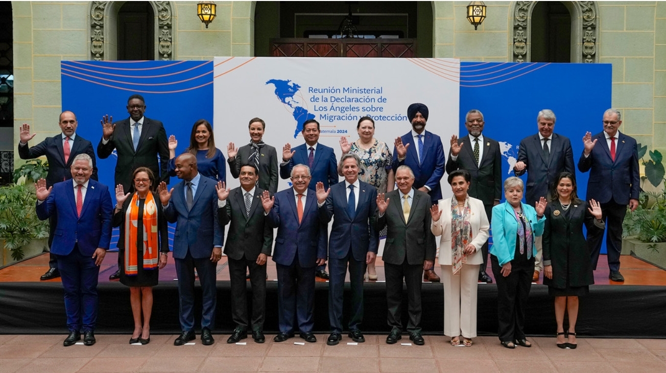 Arévalo propone facilitar una migración “segura, ordenada, humana y regular” para América
