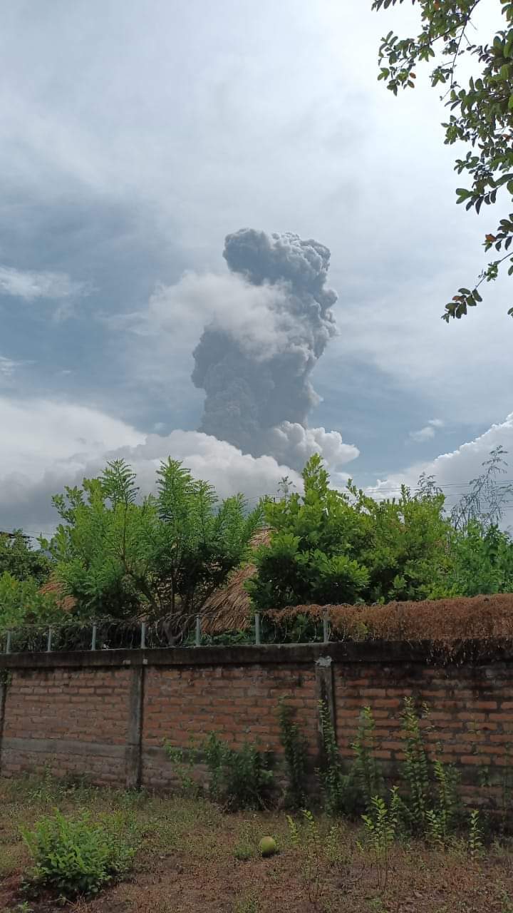 Volcán Concepción emite gases y cenizas en Ometepe