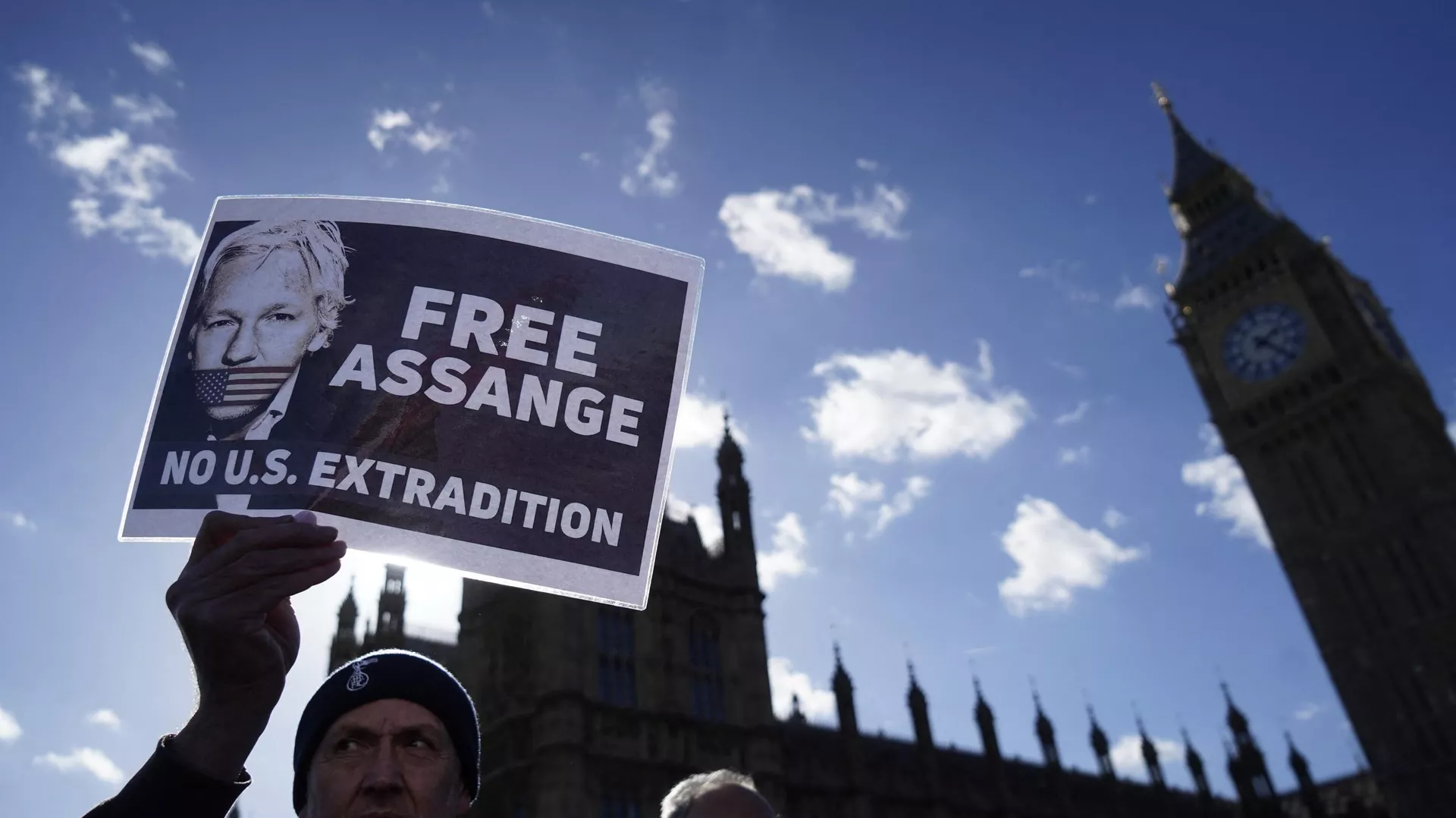 Abogado de Assange: El fallo de la justicia británica “puede traducirse en una agonía lenta”