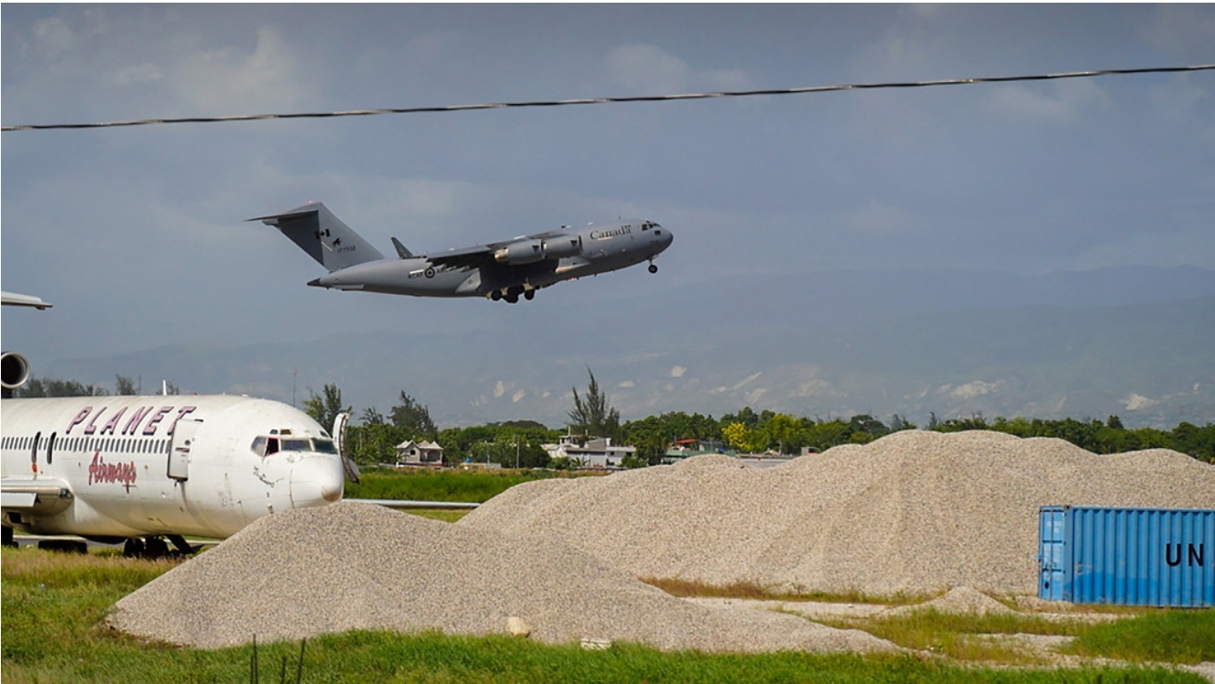 Reanudan los vuelos comerciales en el principal aeropuerto de Haití