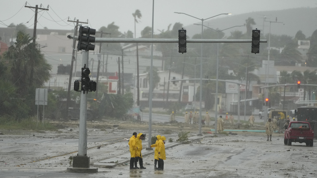 Una fuerte tormenta con granizada azota la ciudad mexicana de Puebla