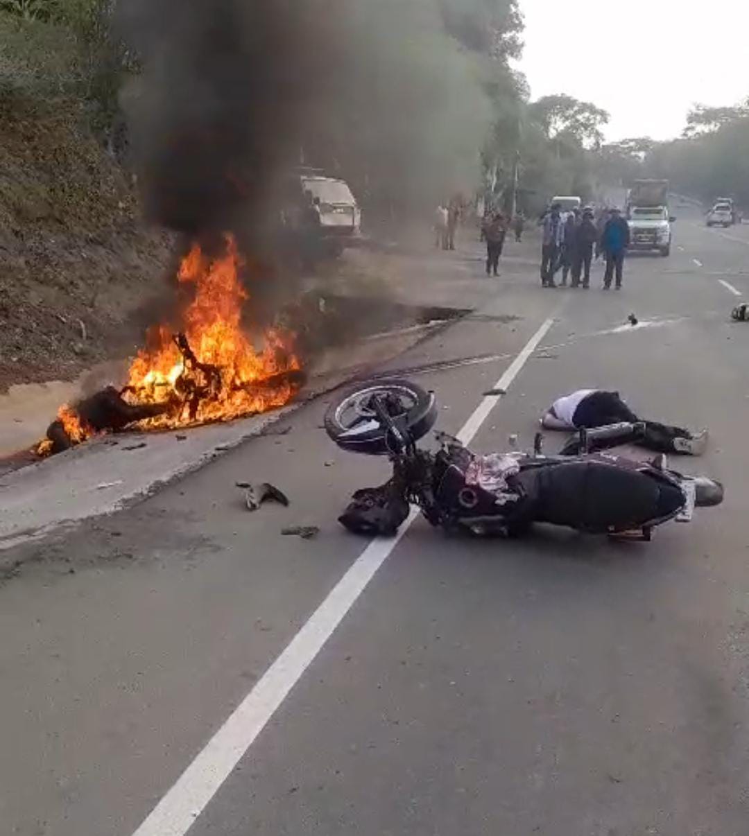 Dos motociclistas mueren al colisionar de frente en Masaya