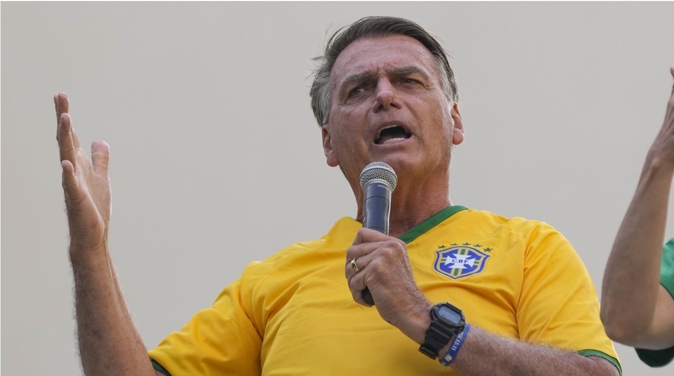 Bolsonaro denuncia una “persecución sin fin” tras otro fallo judicial en su contra