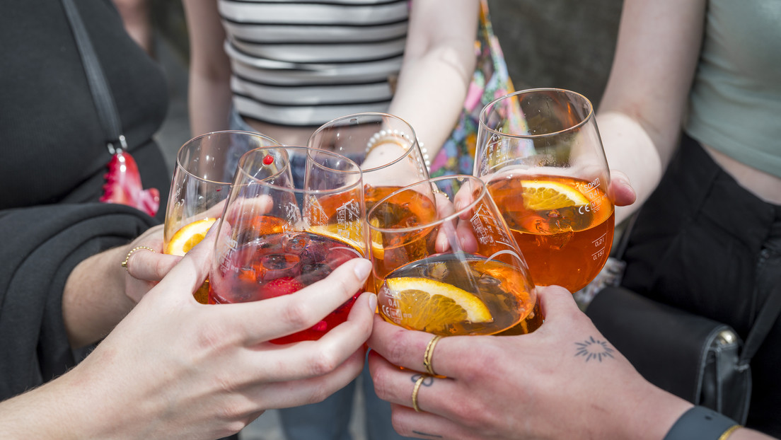 Una mujer se emborrachaba a pesar de no beber: ¿cómo era posible?