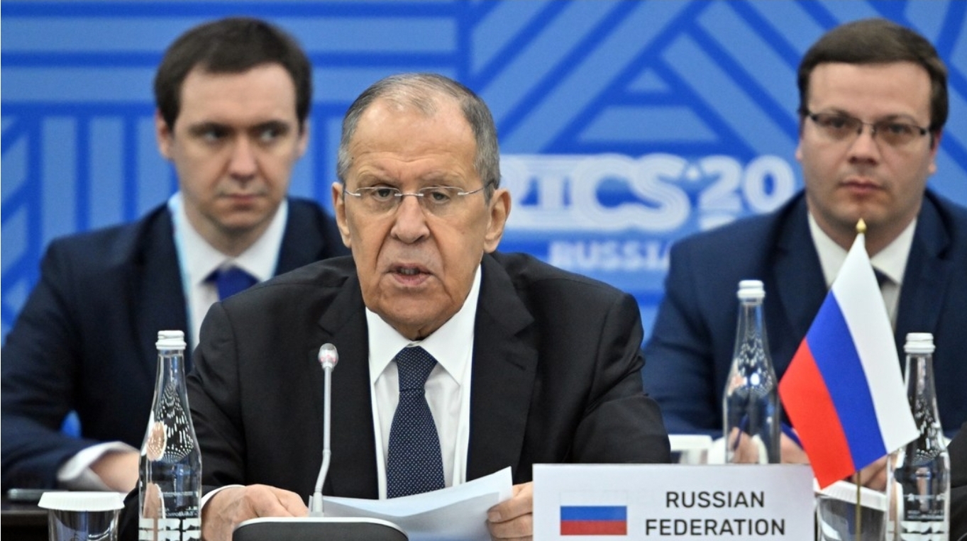Lavrov: “Los BRICS están impulsados por el viento de cambio”