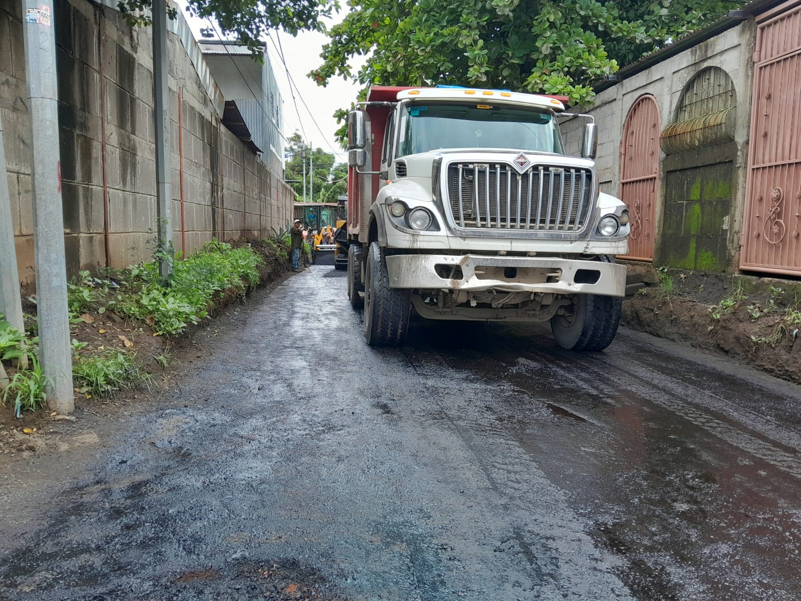 Miles pobladores del Distrito VI de Managua beneficiados con Calles para el Pueblo