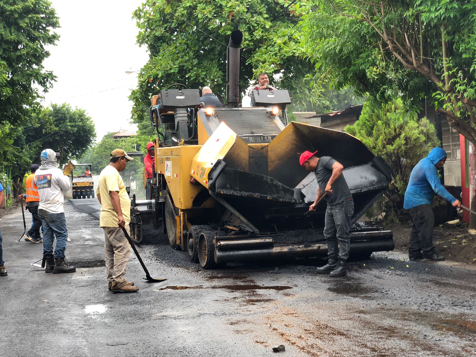 Comuna capitalina invierte C$1.2 millones en Calles para el Pueblo en el Distrito VI