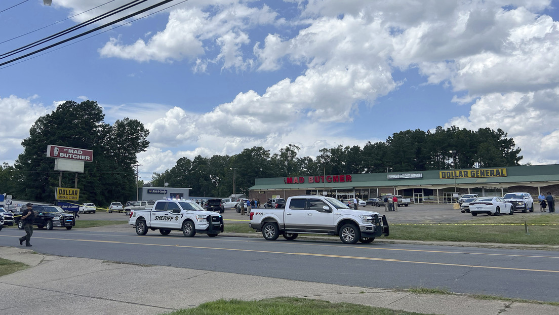 Dos muertos y cinco heridos tras un tiroteo en una tienda de Arkansas, EEUU