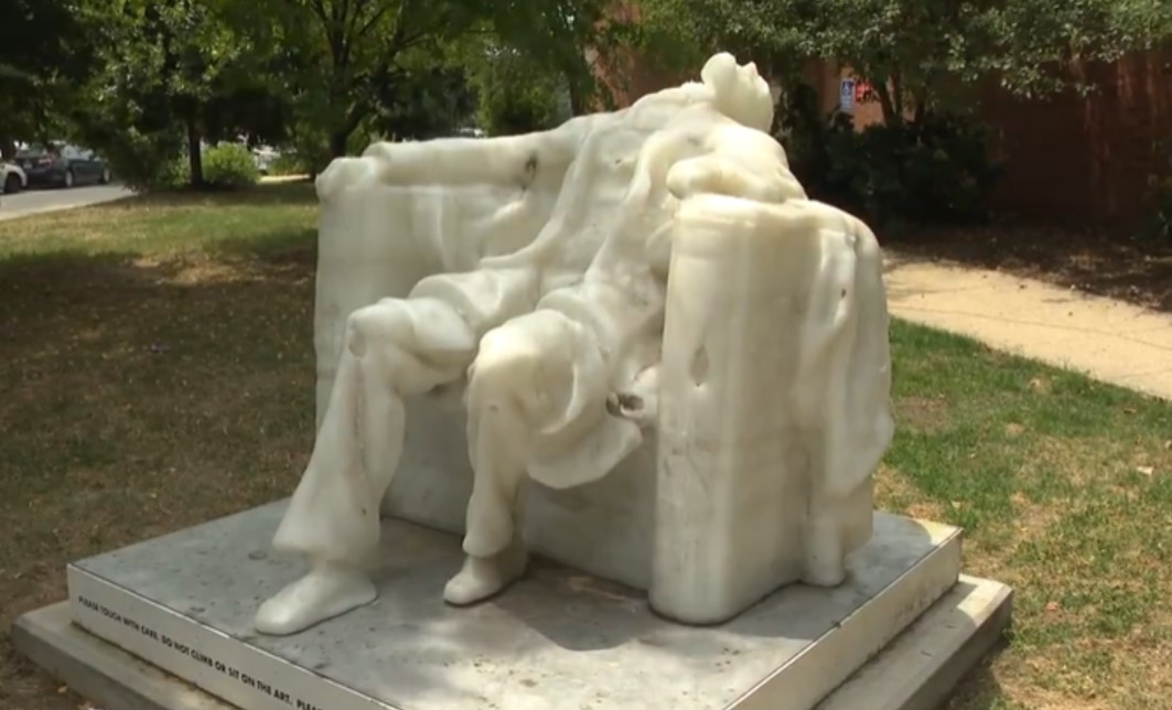 Ola de calor derritió estatua de cera de Abraham Lincoln en Washington