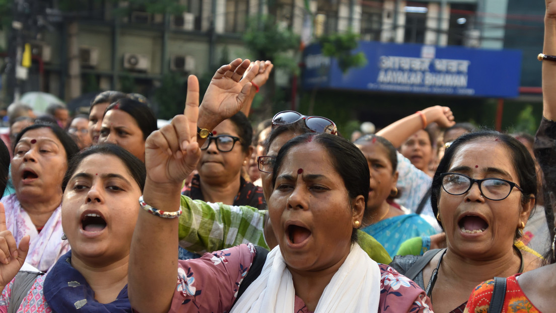 Mujeres de la India impugnan el nuevo Código Penal que permite la violación marital