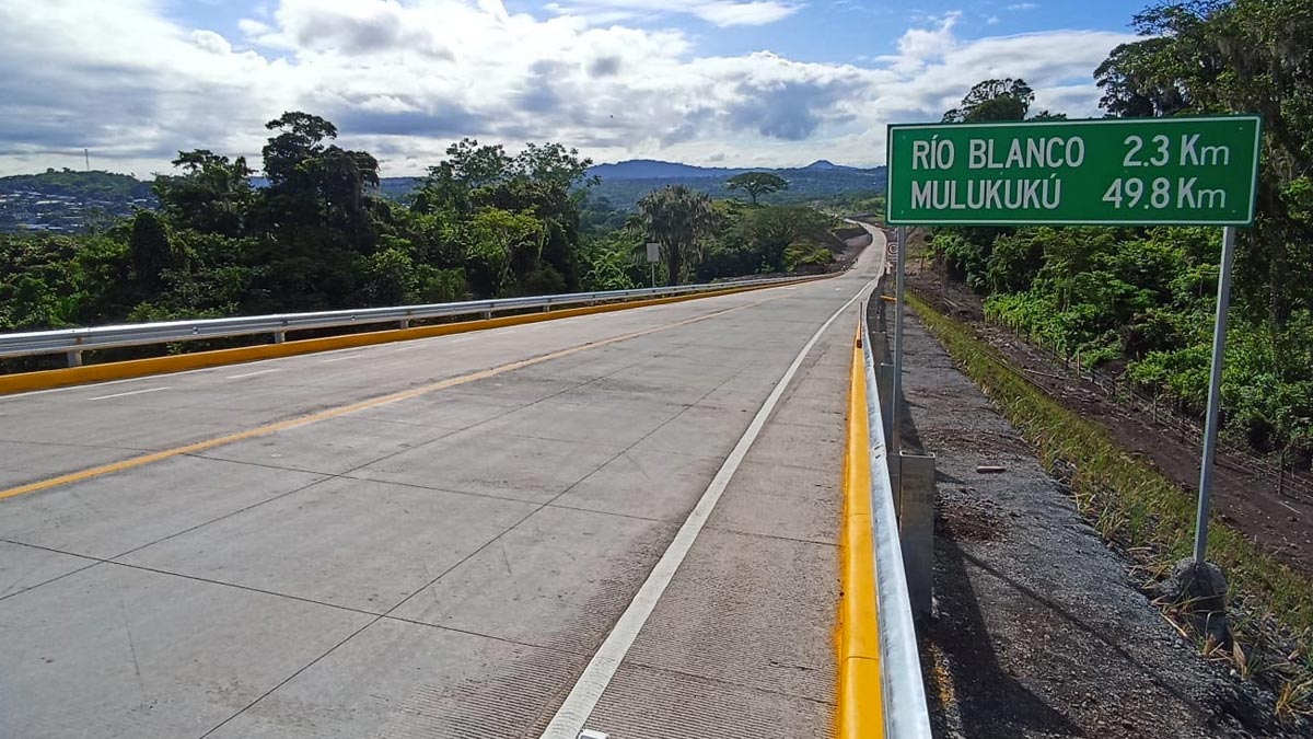 En los últimos 17 años se han construido más de 40 mil calles y más de 50 mil kilómetros de caminos
