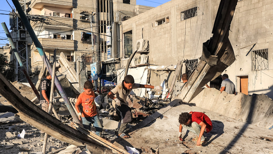 16 muertos y 75 heridos en bombardeo israelí a una escuela en la Franja de Gaza