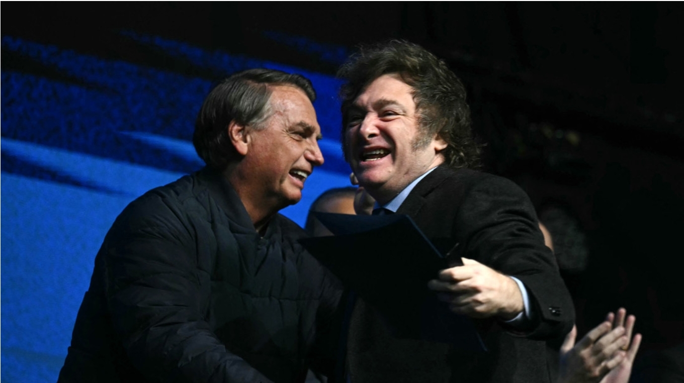 Milei sale en defensa de Bolsonaro: “Sufre persecución judicial en Brasil”