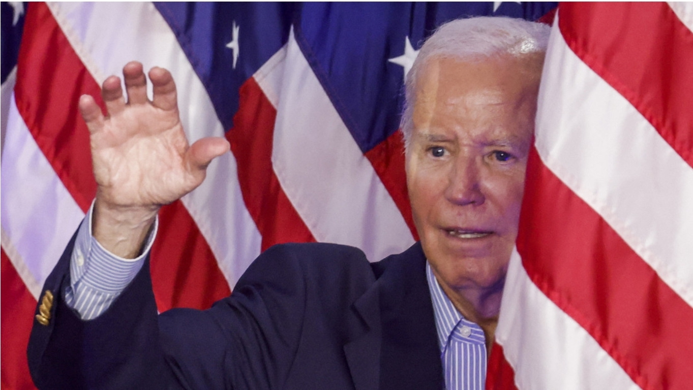 La Casa Blanca responde si Biden padece párkinson