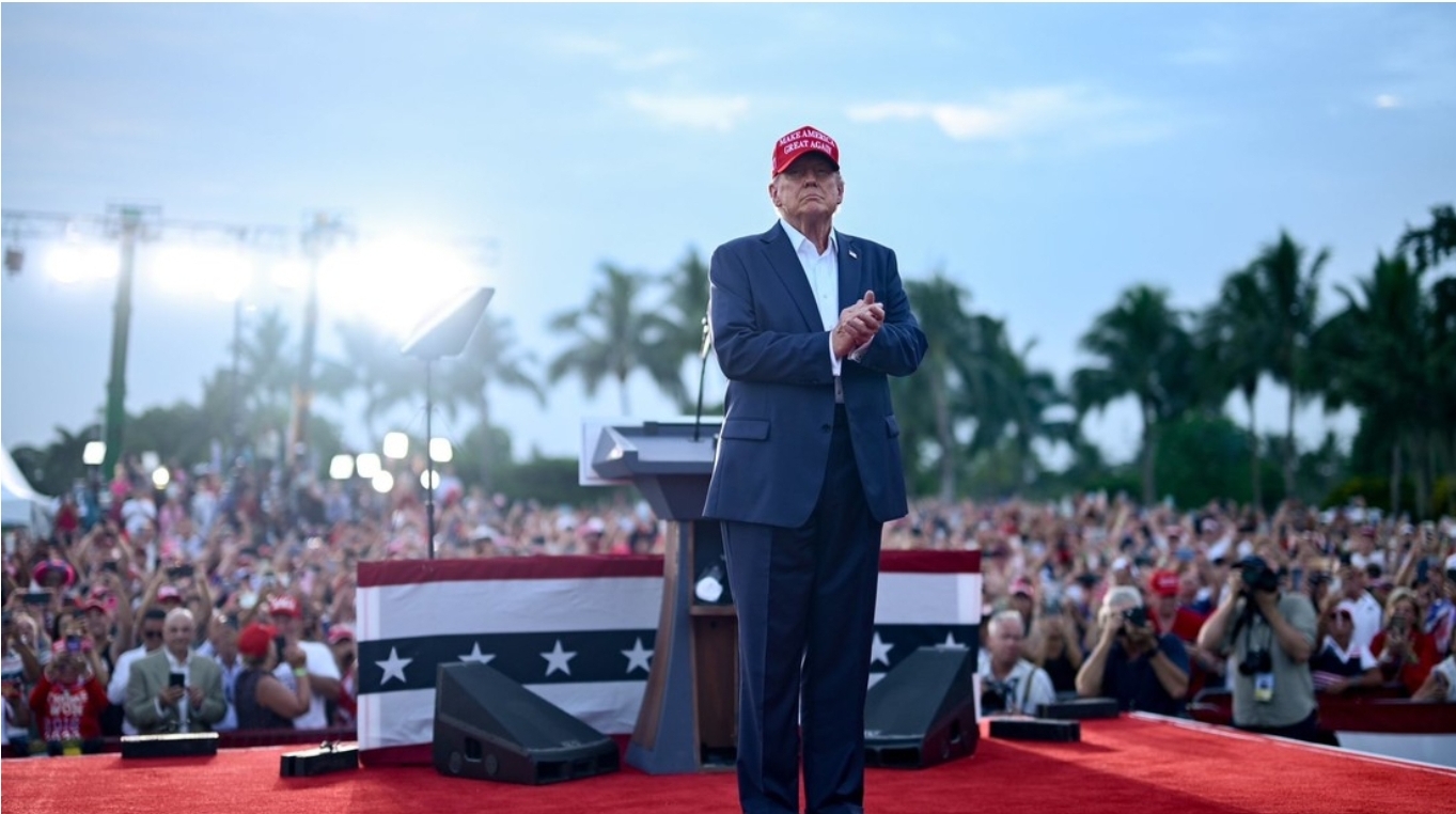 Trump reta a Biden y le ofrece la oportunidad de “redimirse” a sí mismo