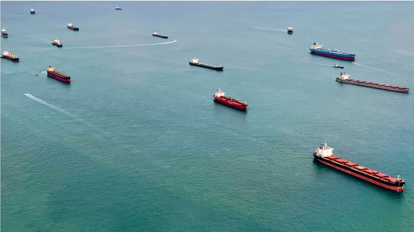 Las sanciones occidentales dejan a decenas de petroleros parados en todo el mundo