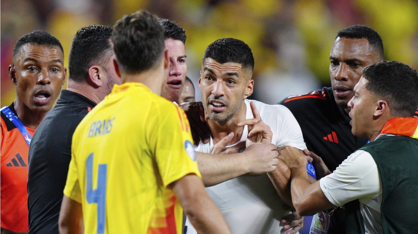 Luis Suárez revela el porqué del altercado con un jugador oponente tras el final del Uruguay vs Colombia