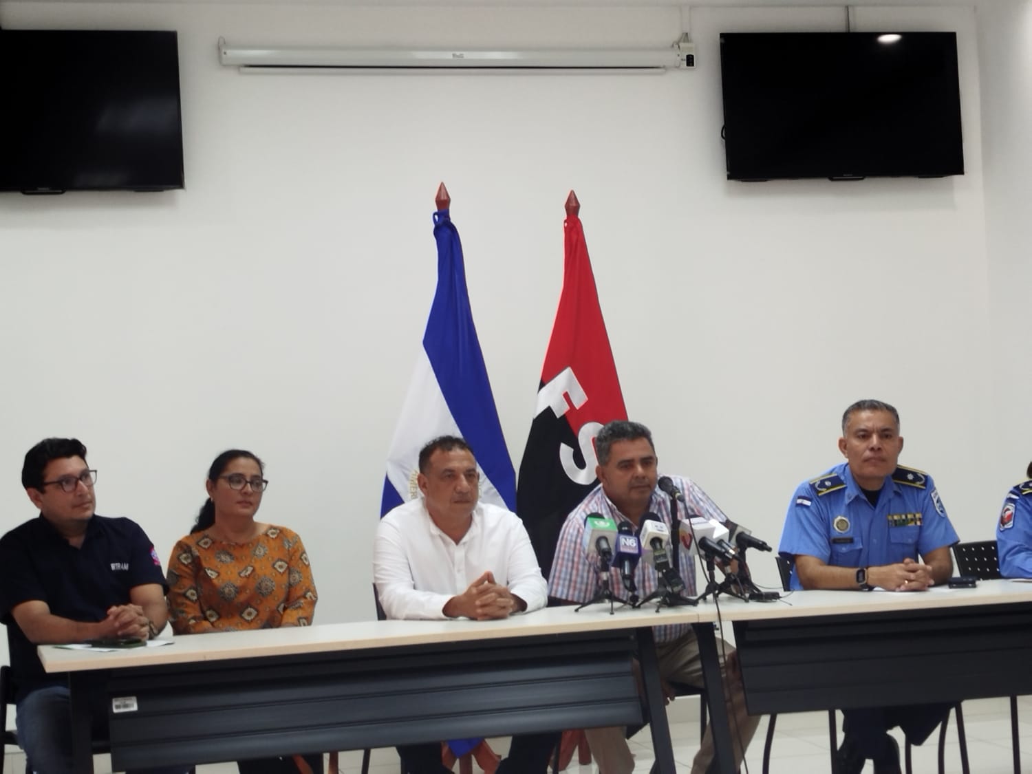 Policía reconoce cambio en la conducta de los transportistas en las vías del país