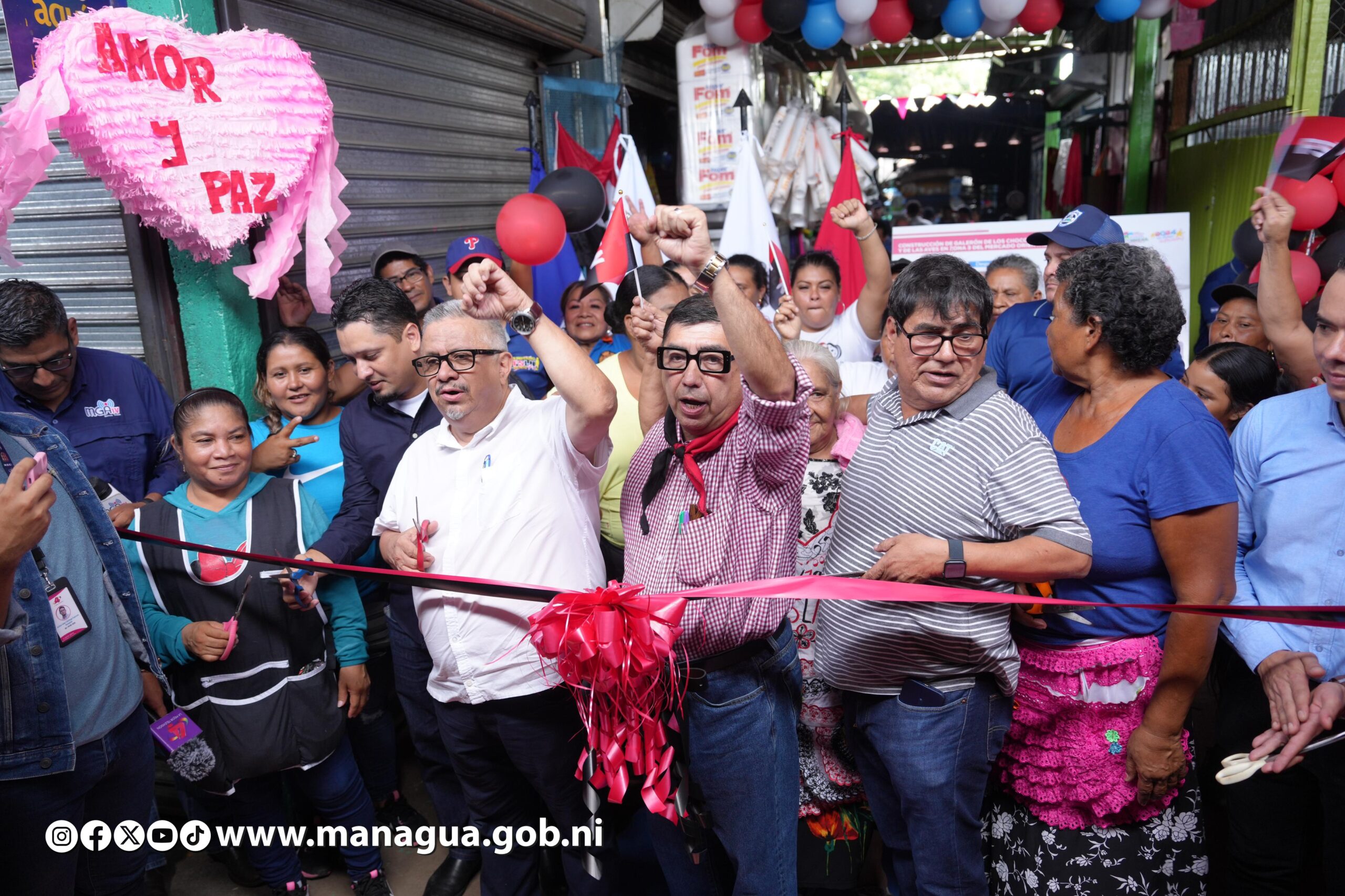 Alcaldía inaugura nuevo galerón en el área de las aves en el mercado Oriental
