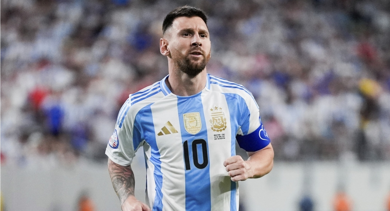 Milei echa al subsecretario de Deportes por sugerir que Messi debe disculparse por cantos racistas