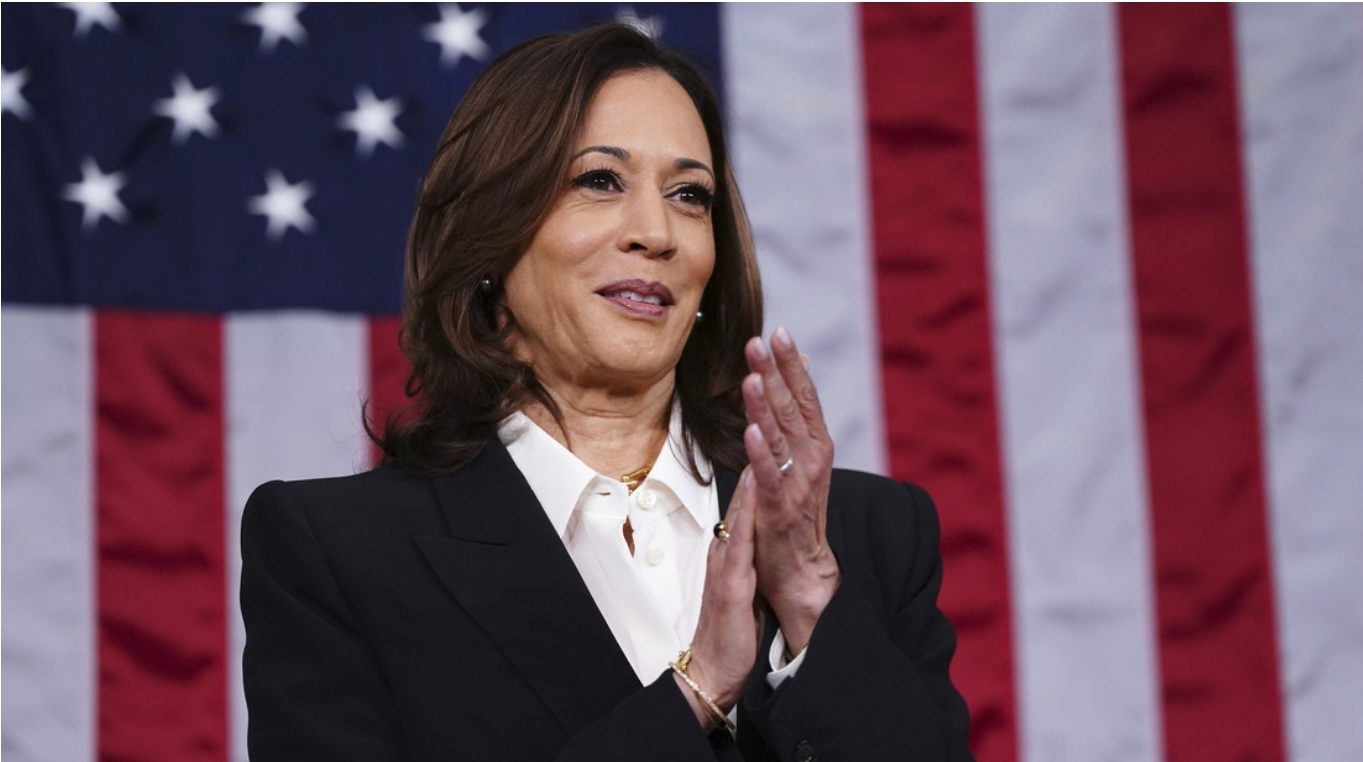 Republicanos: La elección de Kamala Harris sería un “desastre” para EEUU