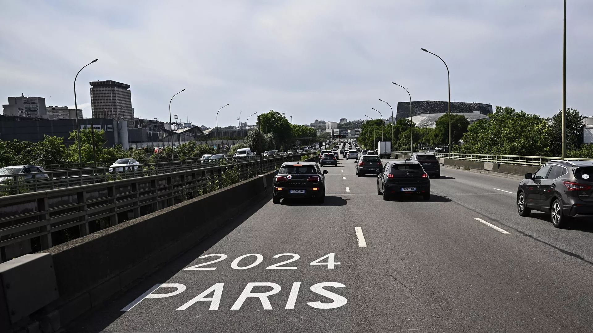 “Es un caos total”: automovilistas indignados por atascos y altas multas durante los JJOO en París