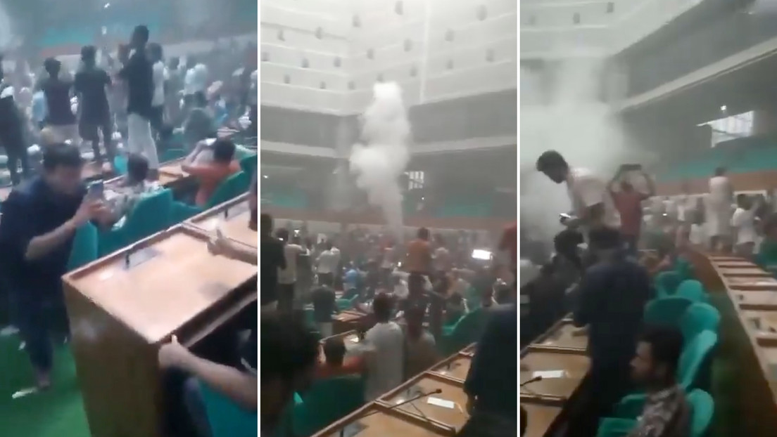 Manifestantes irrumpen en el edificio del Parlamento de Bangladés