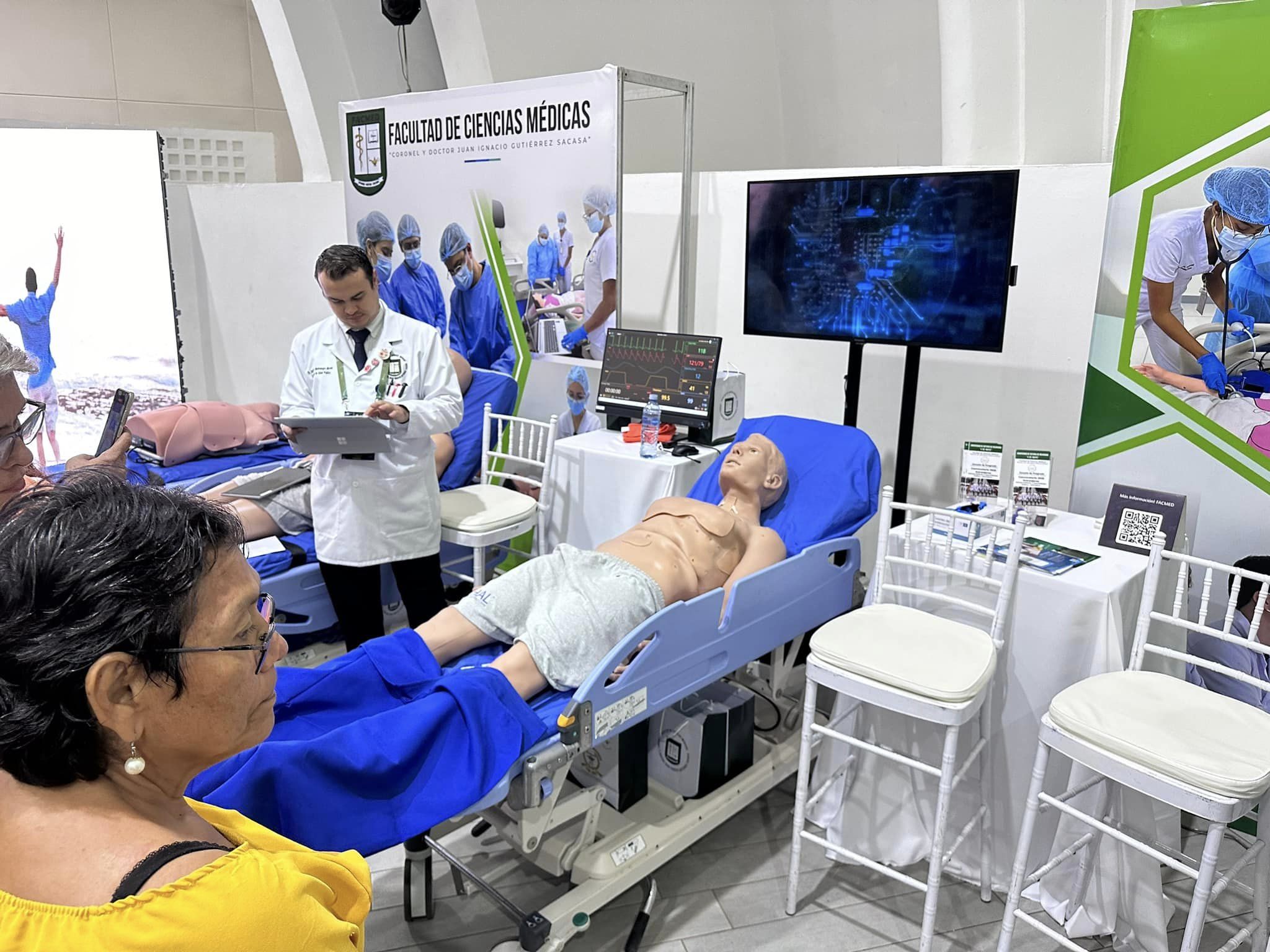 Equipamiento de última generación domina la II Feria Internacional de Salud y Tecnología