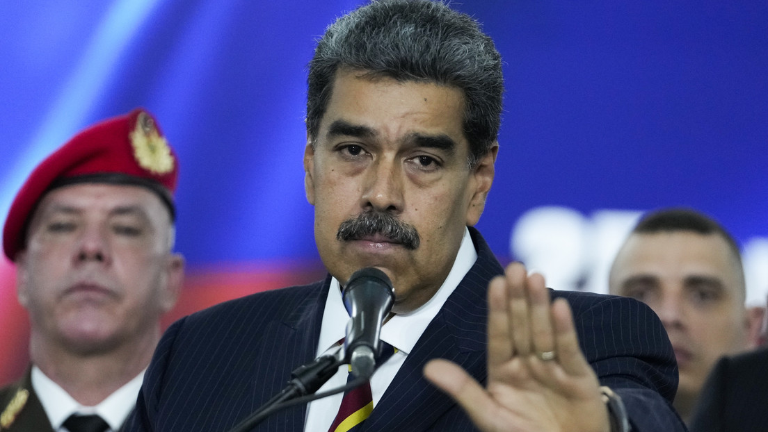 “Sal de tu cueva Guaidó 2.0”: Maduro afirma que Edmundo González prepara su fuga de Venezuela