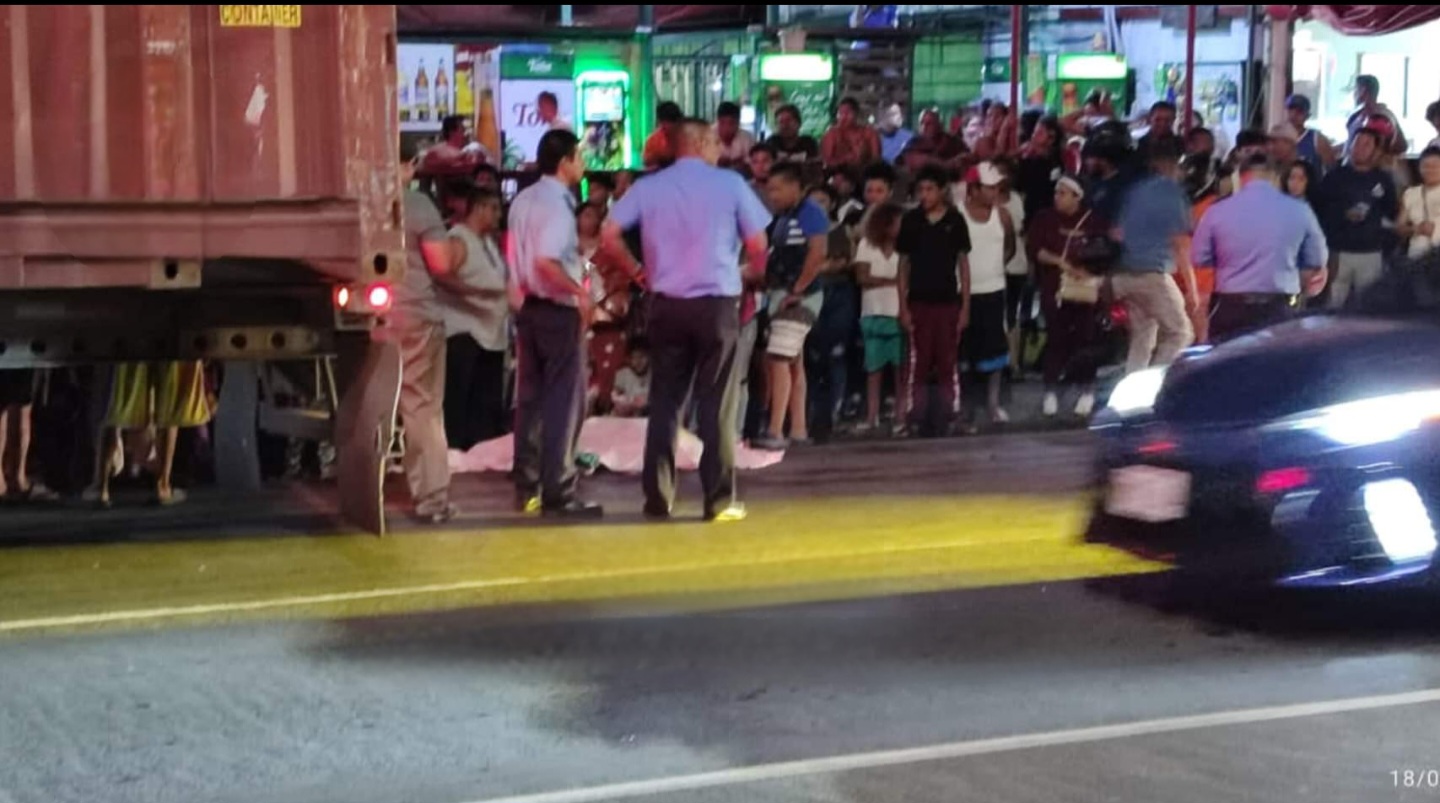 Infortunado ebrio fallece al terminar en las ruedas de un furgón en el barrio Hugo Chávez
