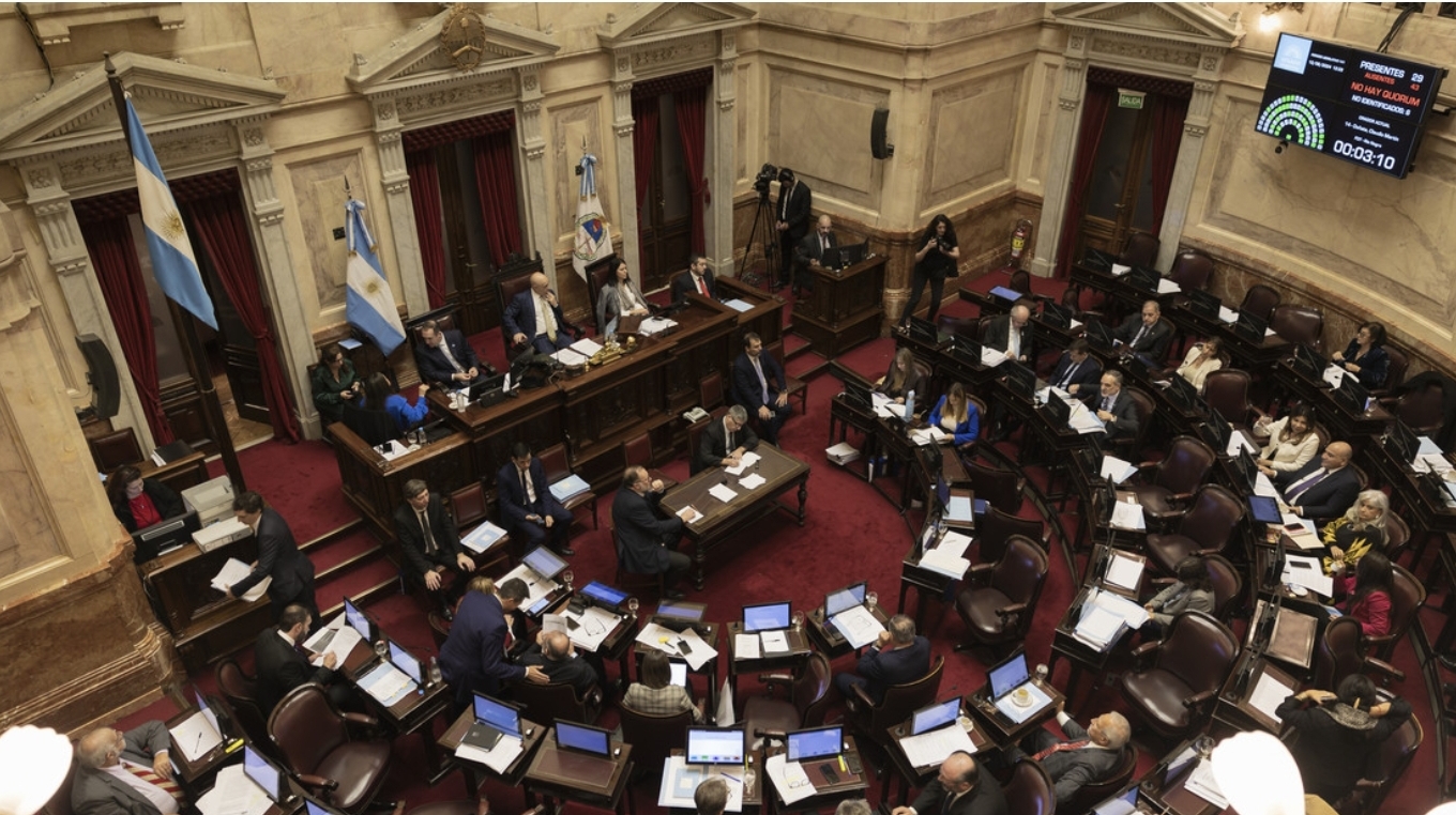 Congresistas de Argentina aprueban un nuevo aumento de sus dietas