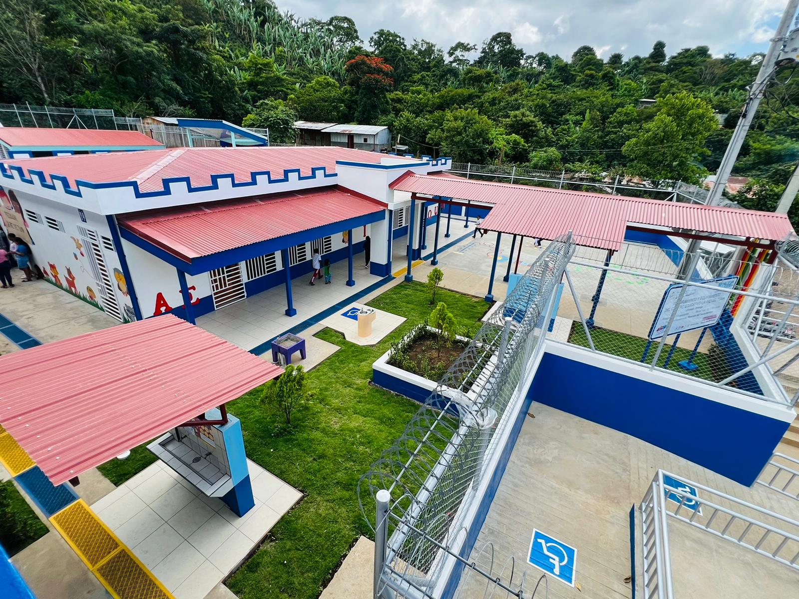Gobierno inaugura nueva escuela en La Paz del Tuma, Jinotega