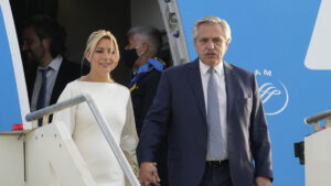 Fernández denuncia Yáñez