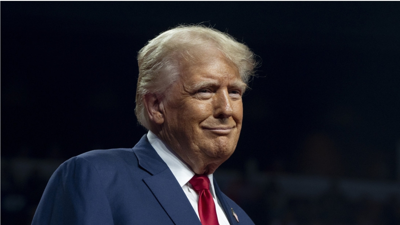 Trump afirma que no ve sentido debatir con Harris en ABC News